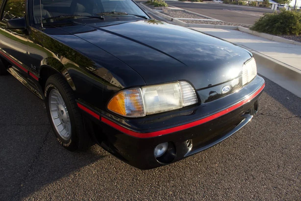 1989 Ford Mustang GT 5.0 Hatchback, view