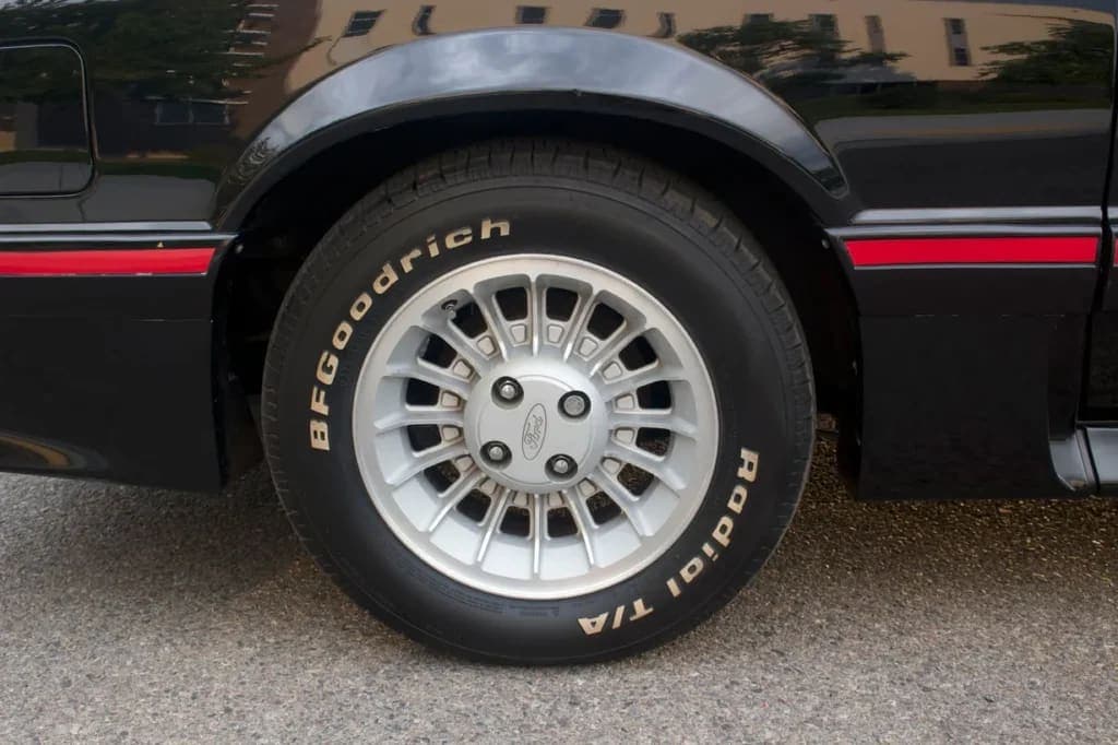 1989 Ford Mustang GT 5.0 Hatchback, view