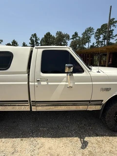 1991 Ford F-150 XLT Lariat, view