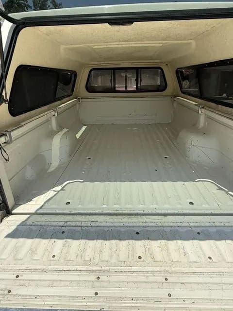1991 Ford F-150 XLT Lariat, view