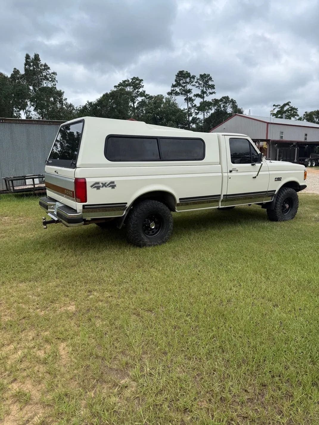 1991 Ford F-150 XLT Lariat, view