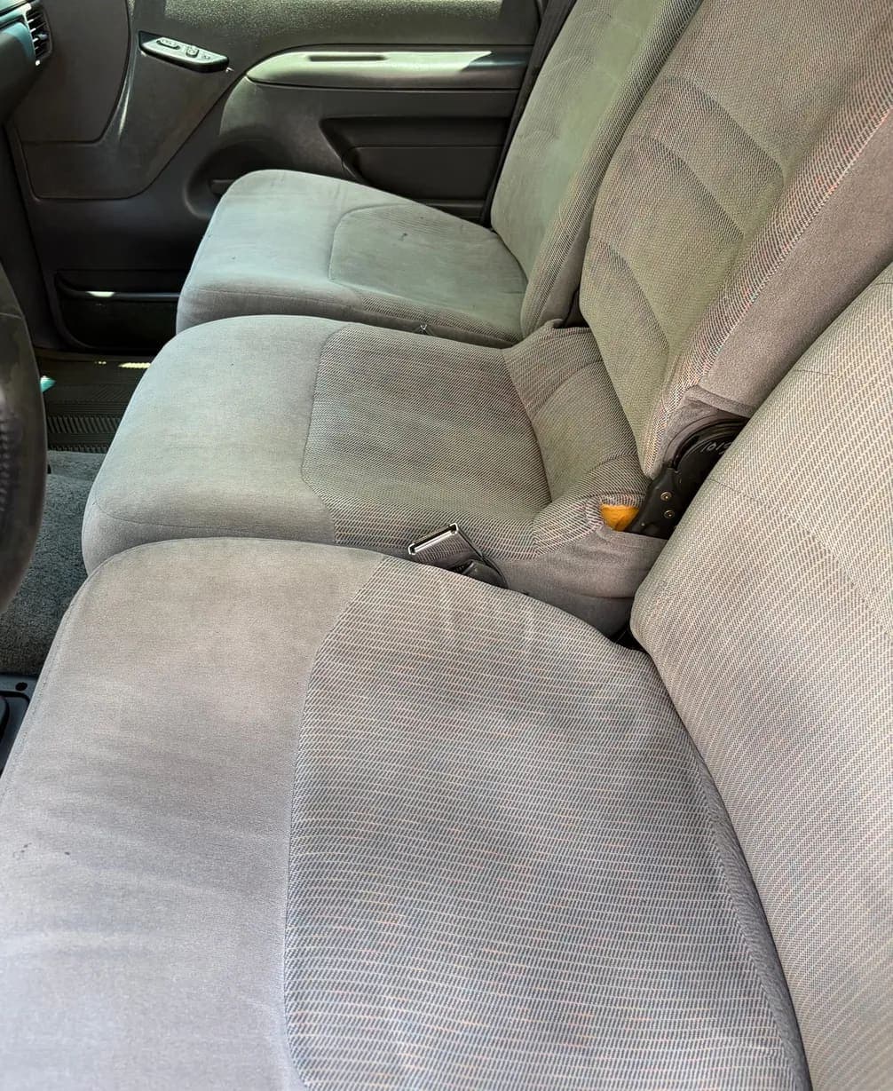 1993 Ford F-350 XLT, view