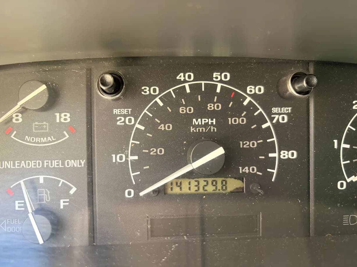 1993 Ford F-350 XLT, view