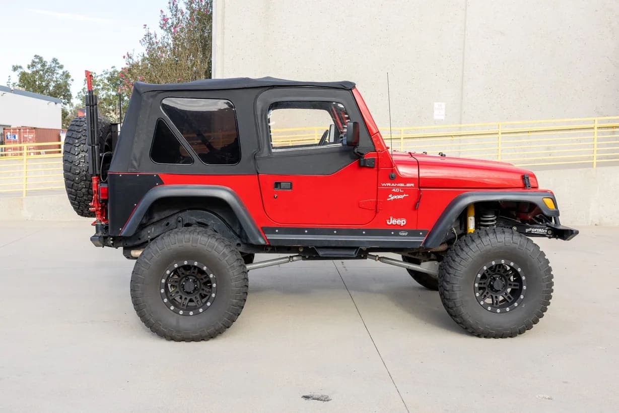 2000 Jeep Wrangler Sport 4.0, view
