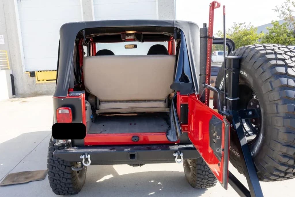 2000 Jeep Wrangler Sport 4.0, view