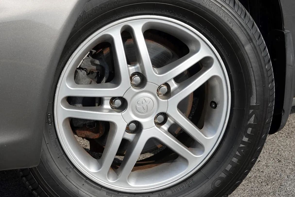 2002 Toyota Camry LE, view