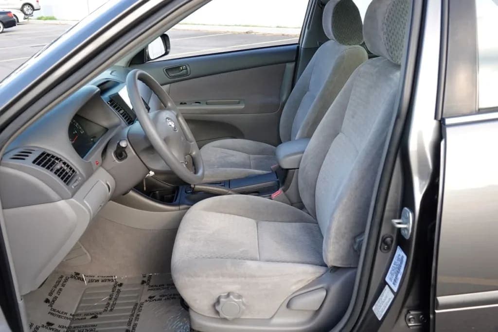 2002 Toyota Camry LE, view