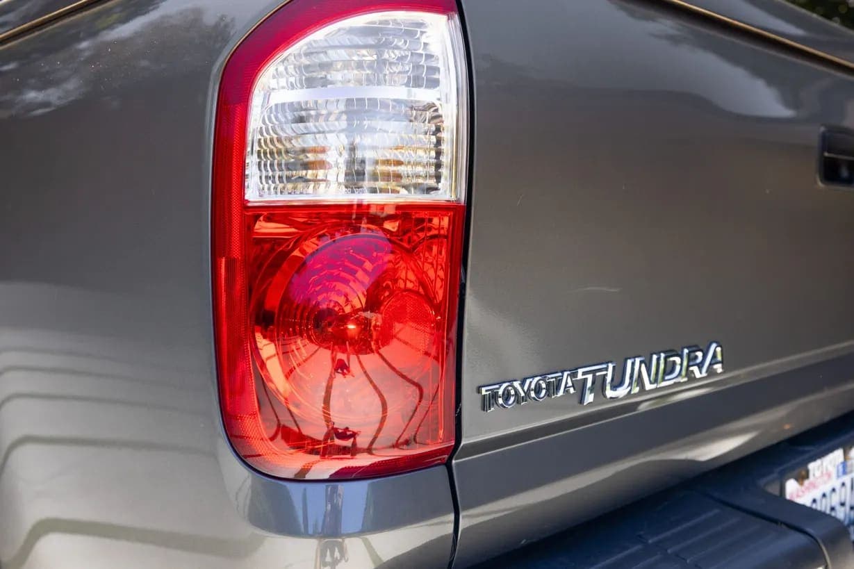 2006 Toyota Tundra SR5 Double Cab V8, view