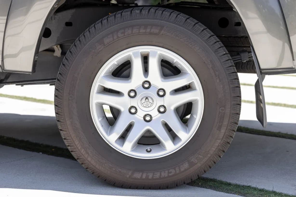 2006 Toyota Tundra SR5 Double Cab V8, view