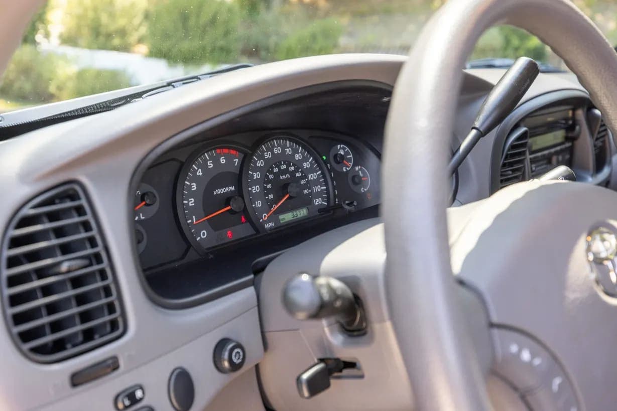 2006 Toyota Tundra SR5 Double Cab V8, view