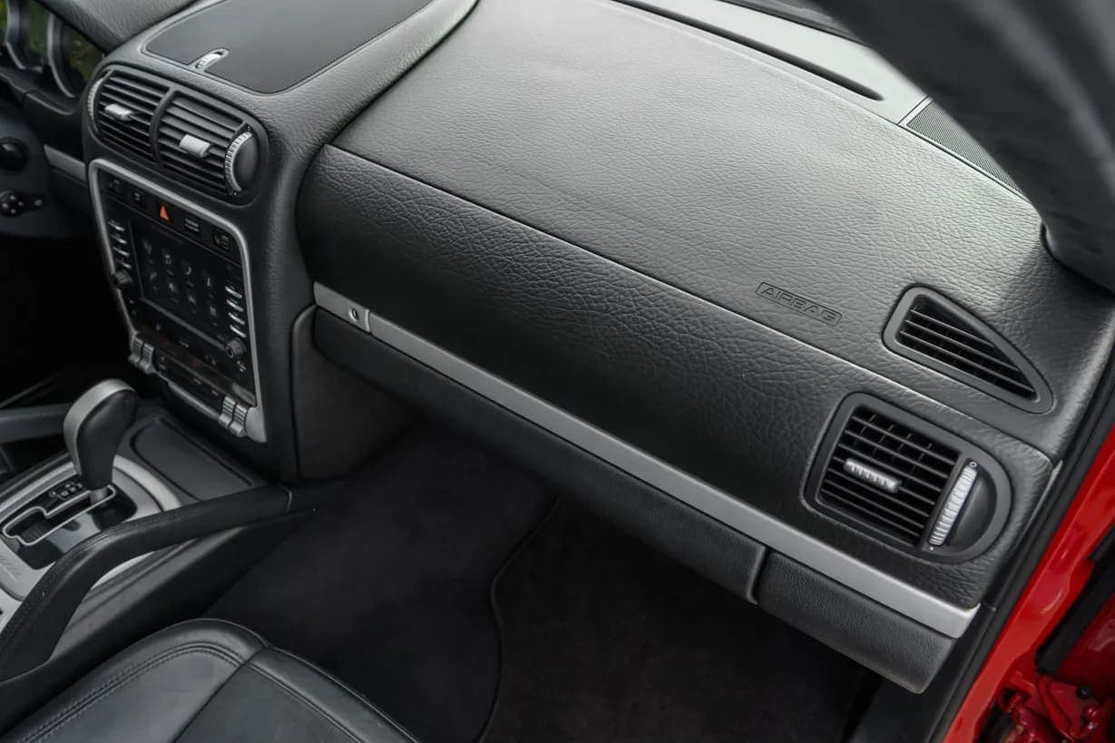 2008 Porsche Cayenne GTS, view