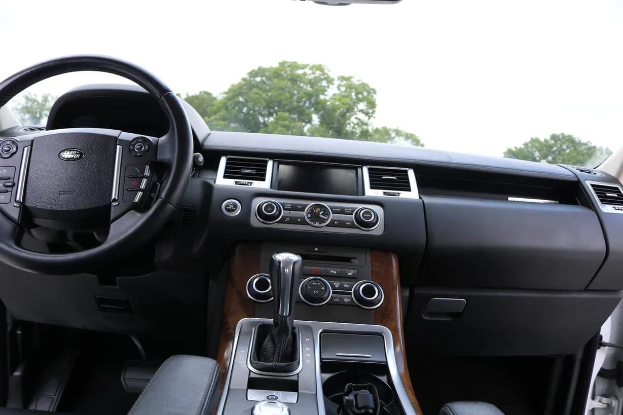 2011 Land Rover Range Rover Sport HSE, view
