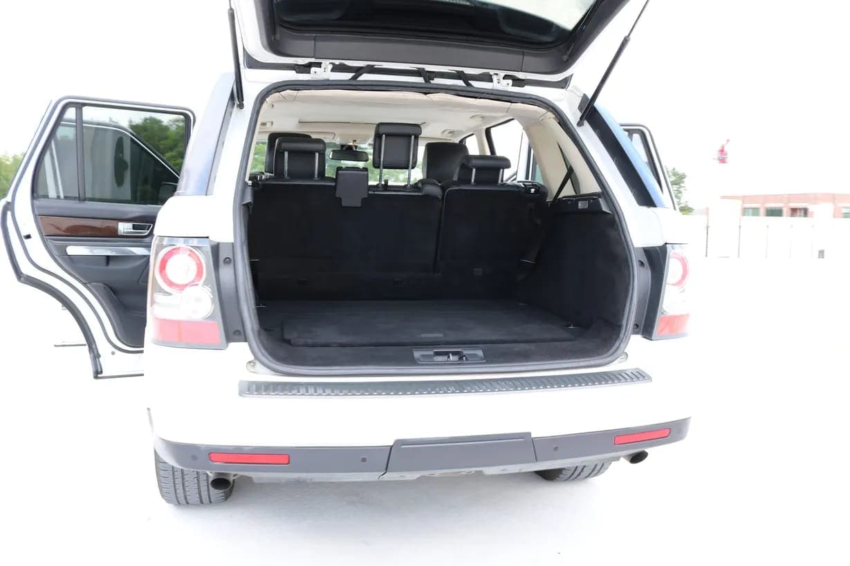 2011 Land Rover Range Rover Sport HSE, view