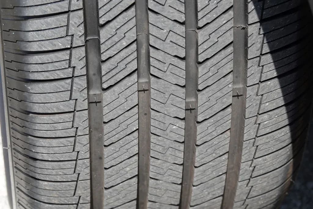 2014 Volkswagen Touareg Lux TDI, view