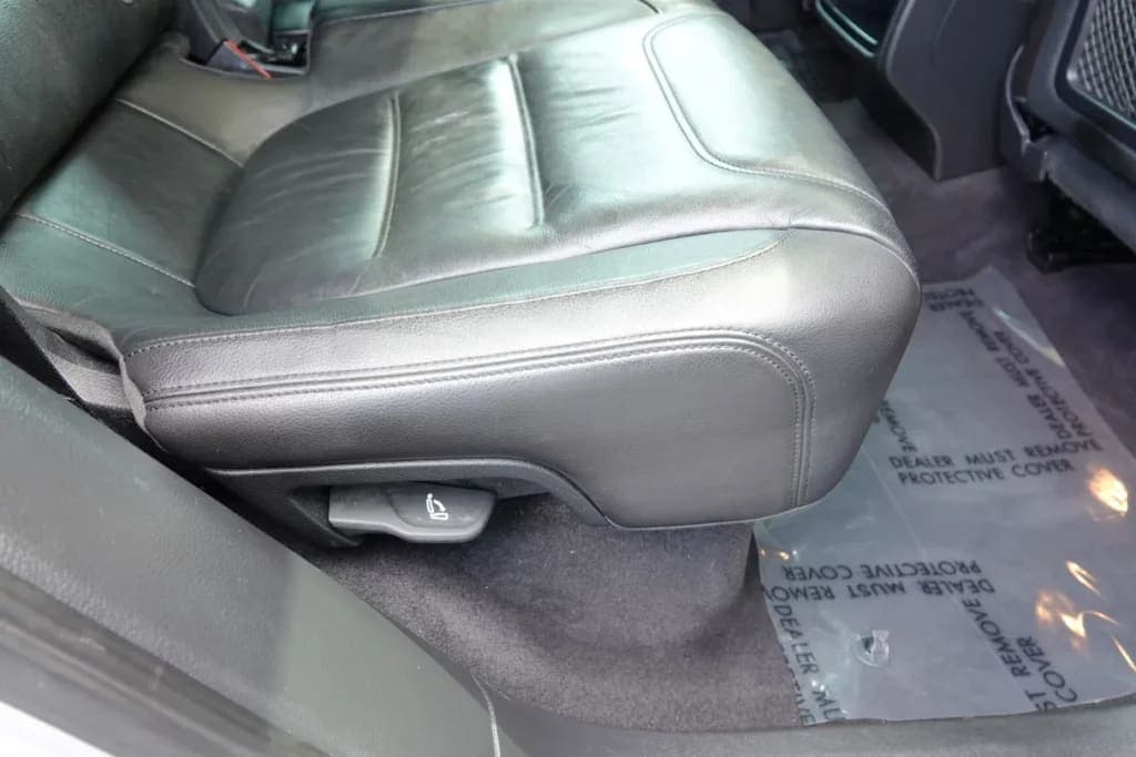 2014 Volkswagen Touareg Lux TDI, view