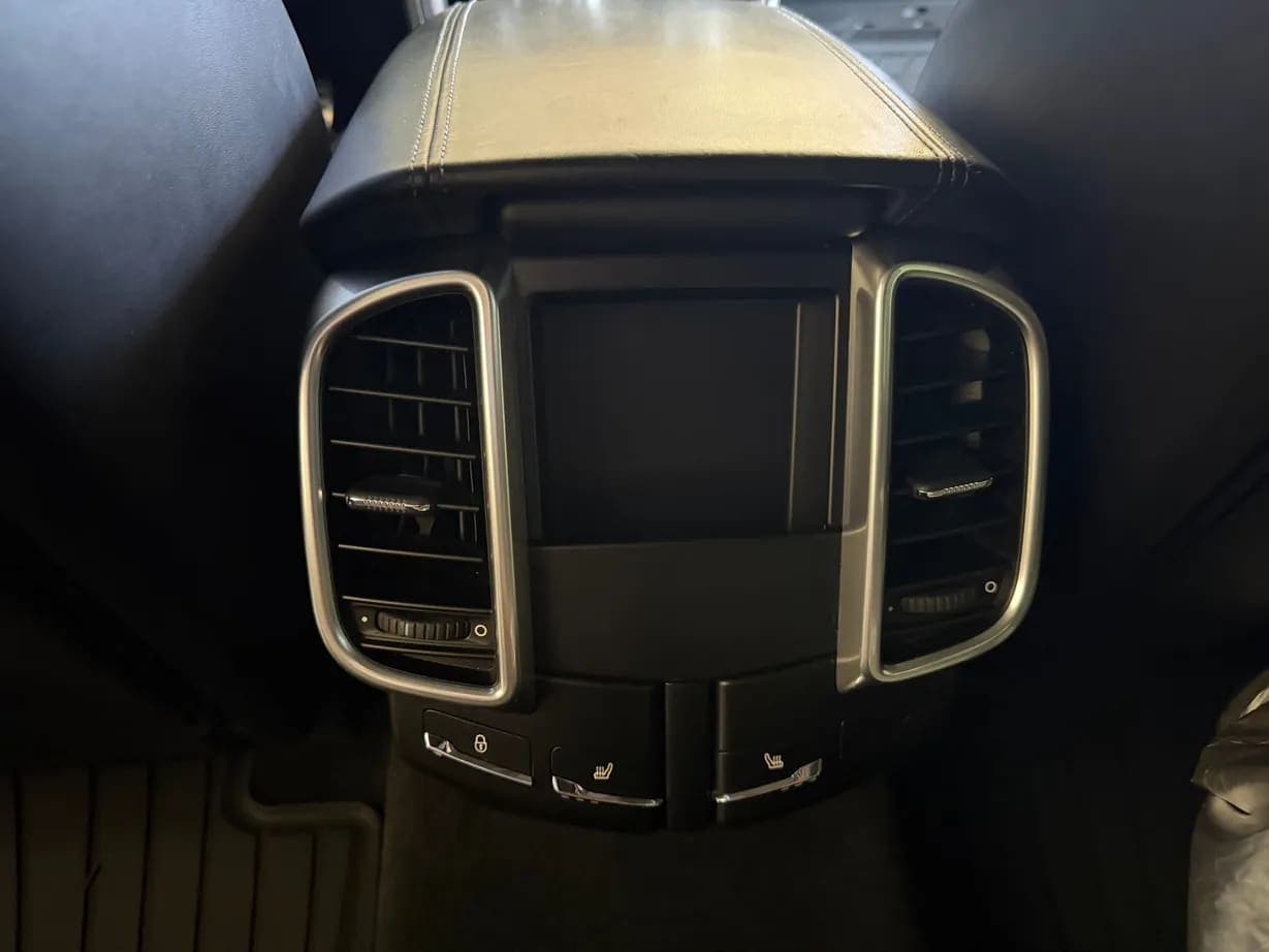2016 Porsche Cayenne Turbo S, view