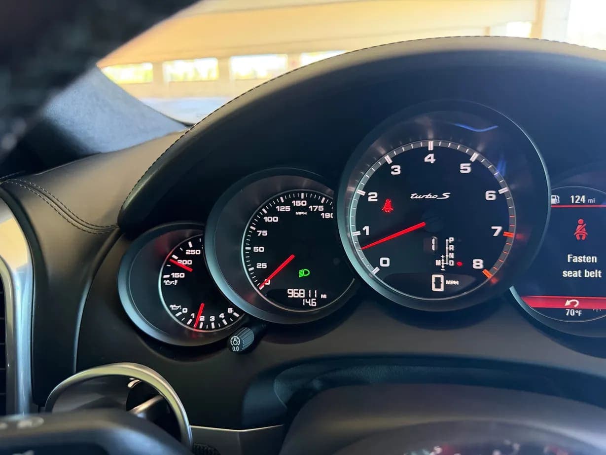 2016 Porsche Cayenne Turbo S, view