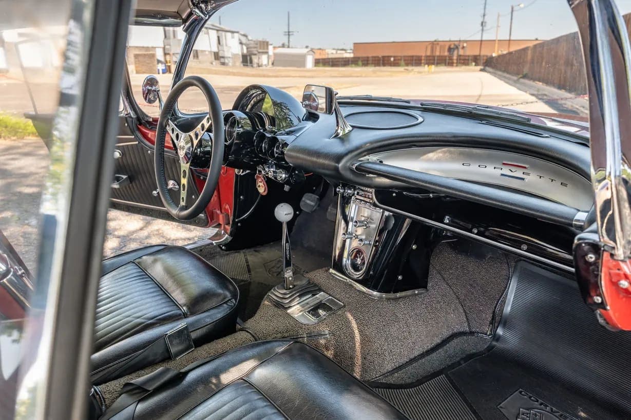 1962 Chevrolet Corvette 5-Speed, view