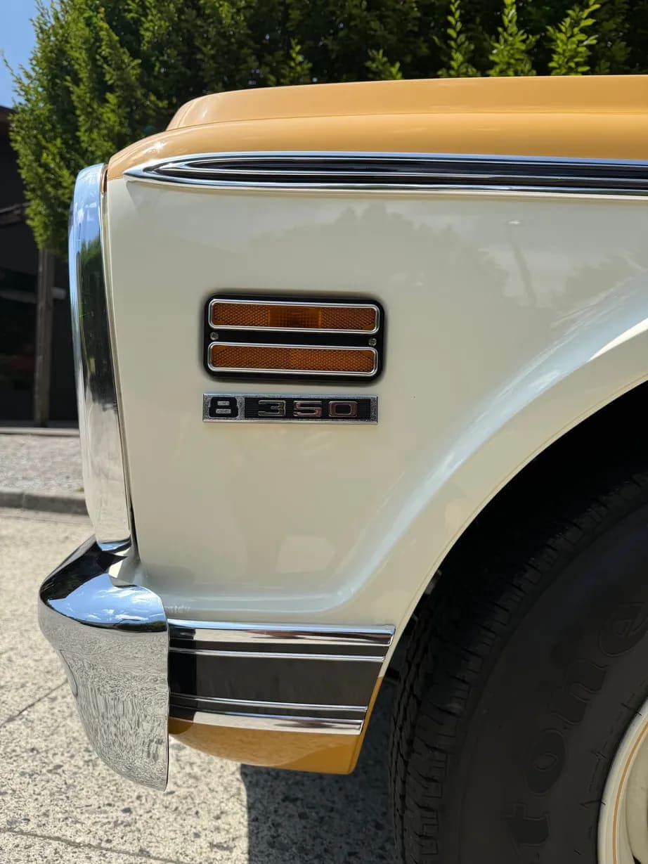 1972 Chevrolet C20 Custom Deluxe Pickup, view