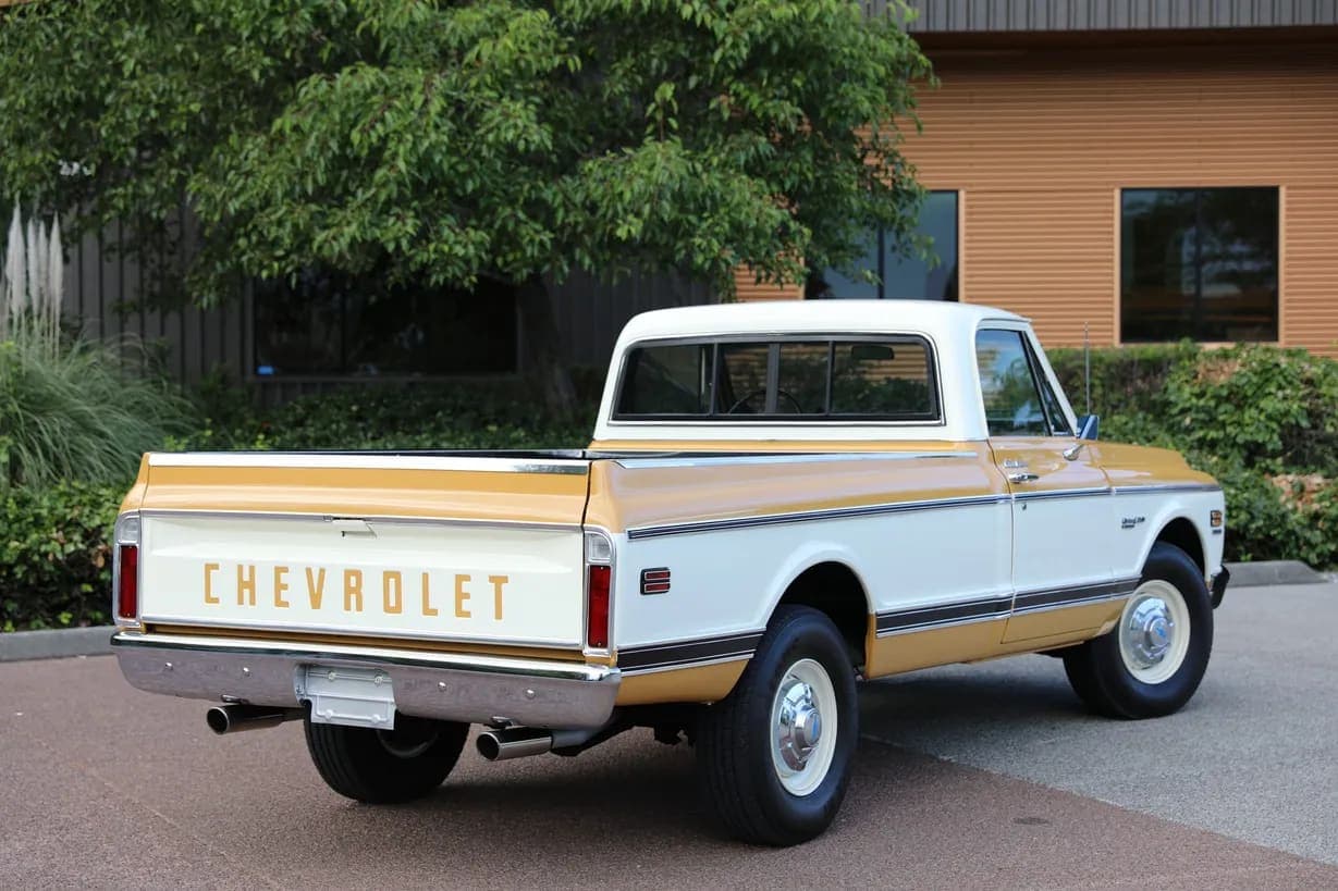 1972 Chevrolet C20 Custom Deluxe Pickup, view