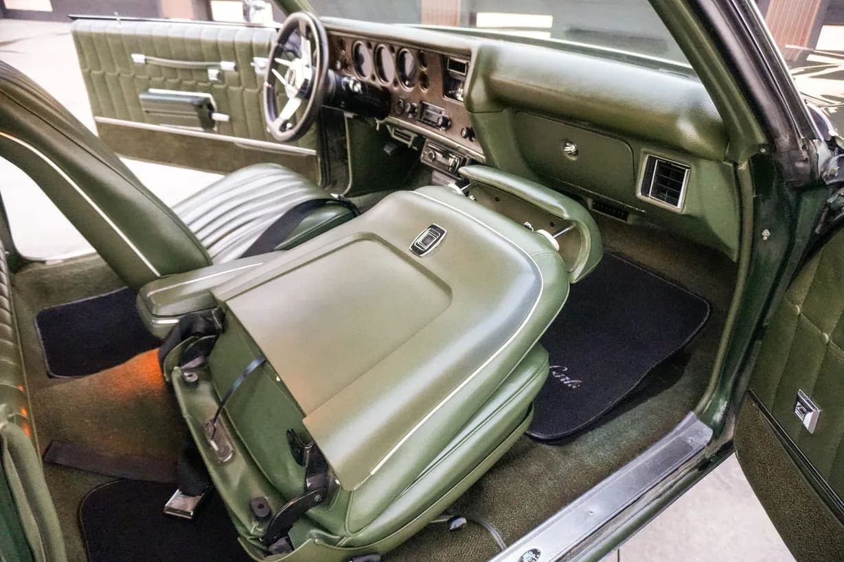 1972 Chevrolet Monte Carlo, view