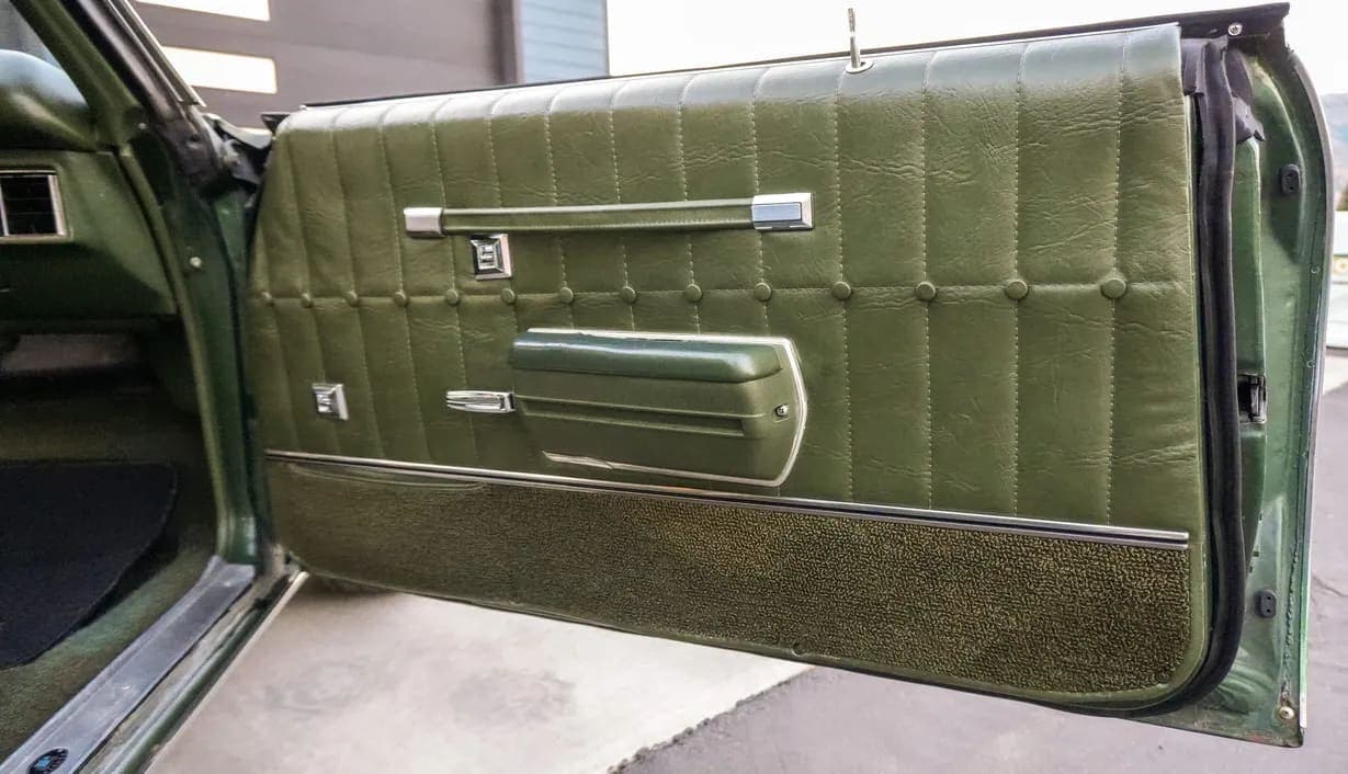 1972 Chevrolet Monte Carlo, view